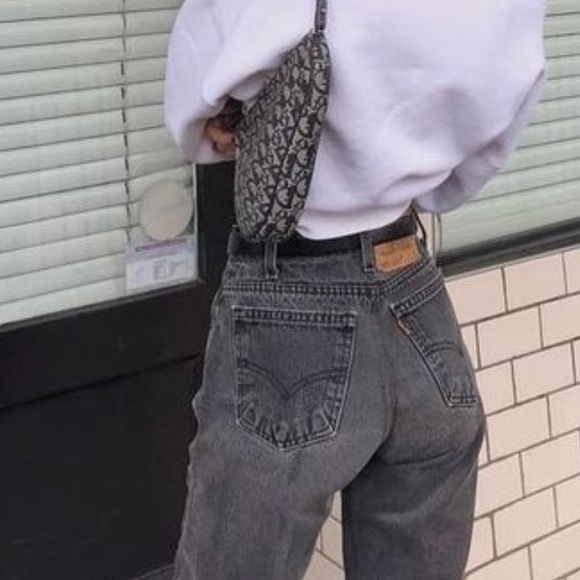 Levi's Denim - Levi’s 501 90s Vintage grunge faded Jeans Size 30/ 27”